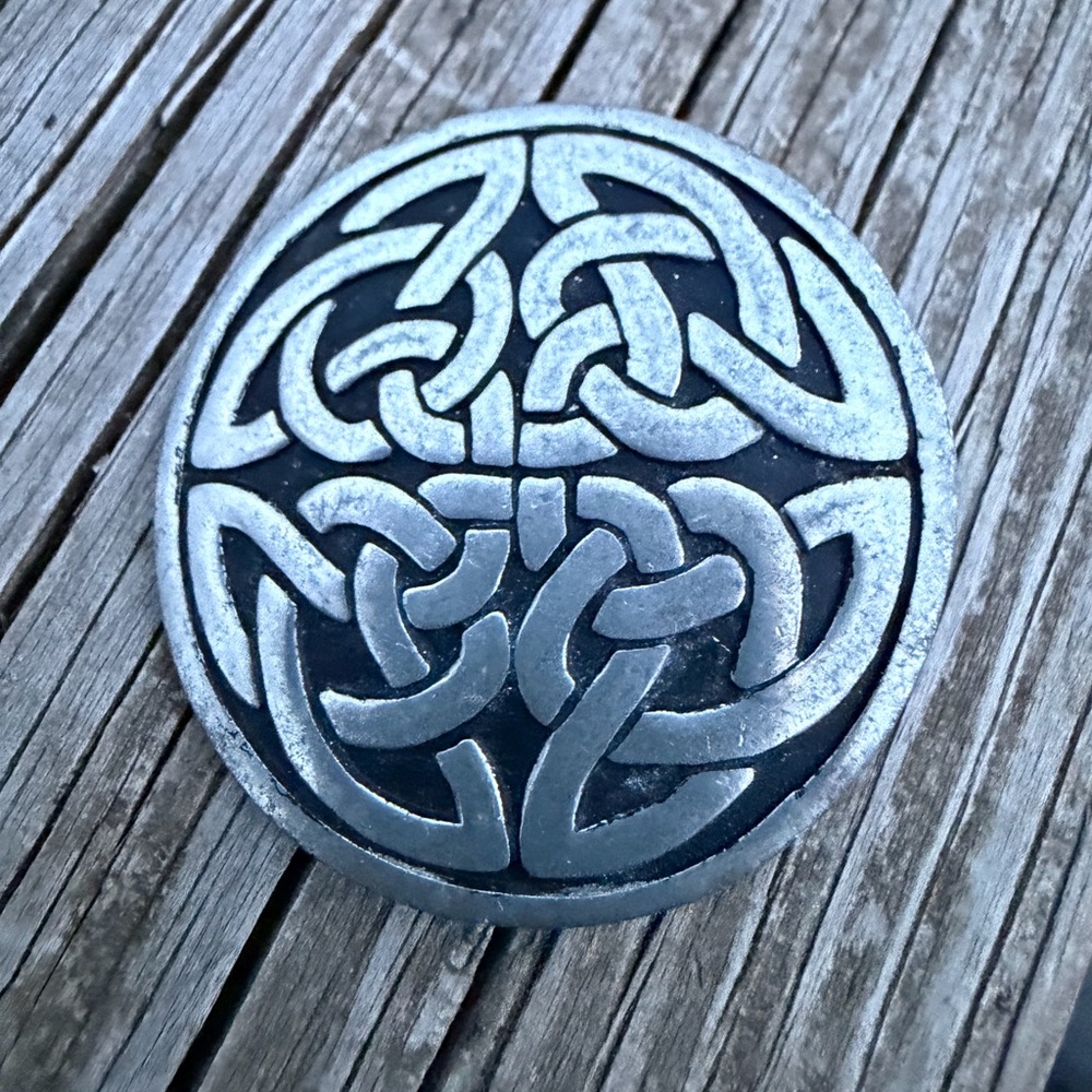 St. Justin Pewter Scottish Celtic Knot 1 6/8” Across Brooch 1980’s As Is